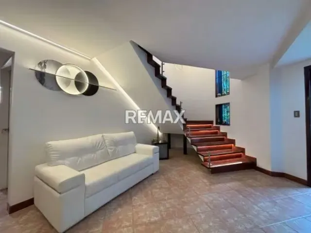 CASA EN VENTA, Lomas de Club de Campo - 2