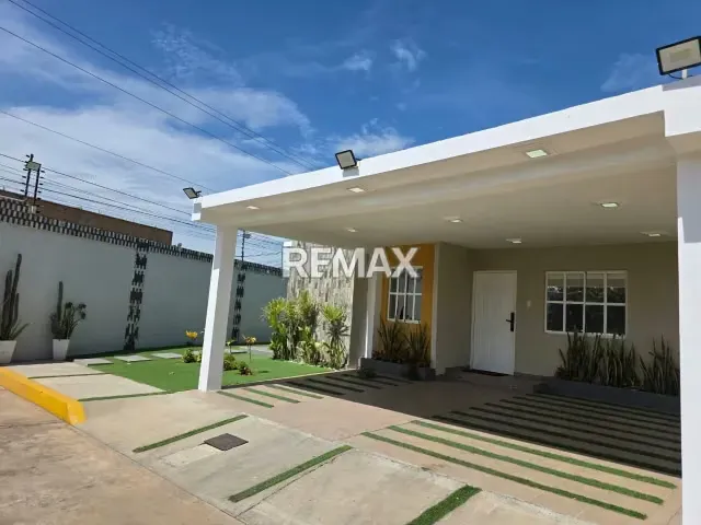 CASA EN VENTA VILLA ANAUCO SAN FRANCISCO - 2