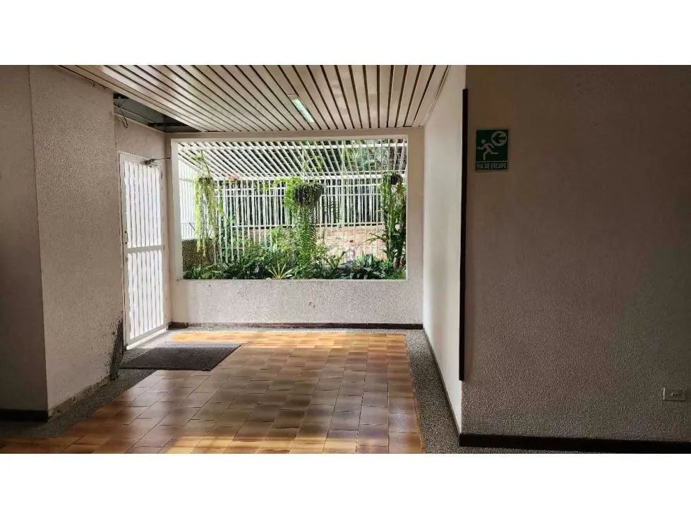 Venta PH dúplex.295m2 5H+S/3B+S/2E terraza Las Esmeraldas - 4