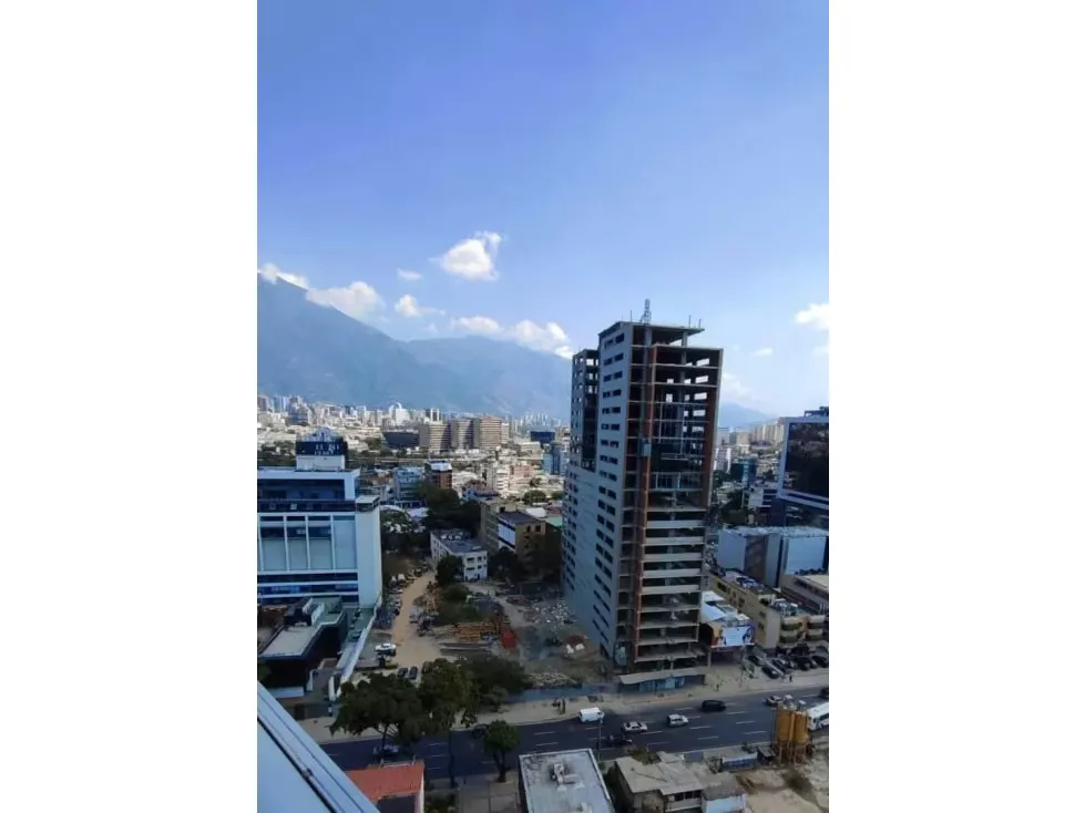 Oficina en Alquiler en Obra Gris de 204 Mts Torre Guayana - 14