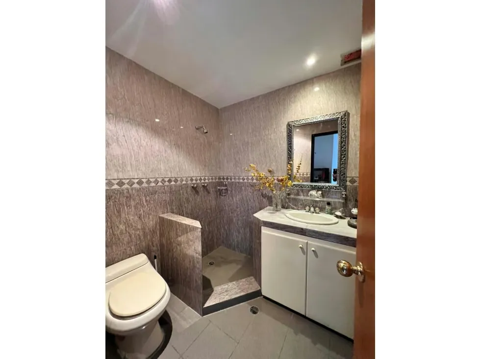 ALQUIER Y VENTA PH TRIPLEX EN LOS CHORROS - 7