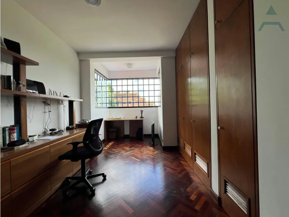 Se vende Casa 1.890m² 4h+2s/4.5b+s/6p Alto Hatillo - 23