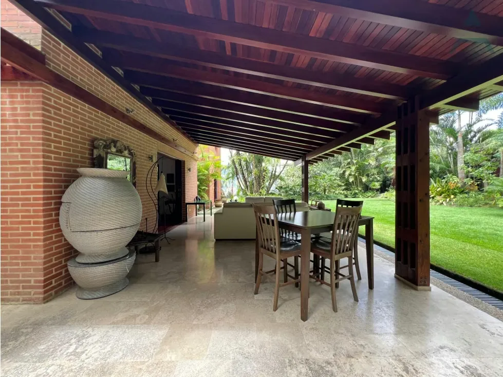 Se vende Casa 1.890m² 4h+2s/4.5b+s/6p Alto Hatillo - 8