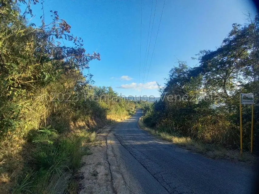 Terreno (Residencial) en Venta en Caicaguana, Distrito Metropolitano - 10