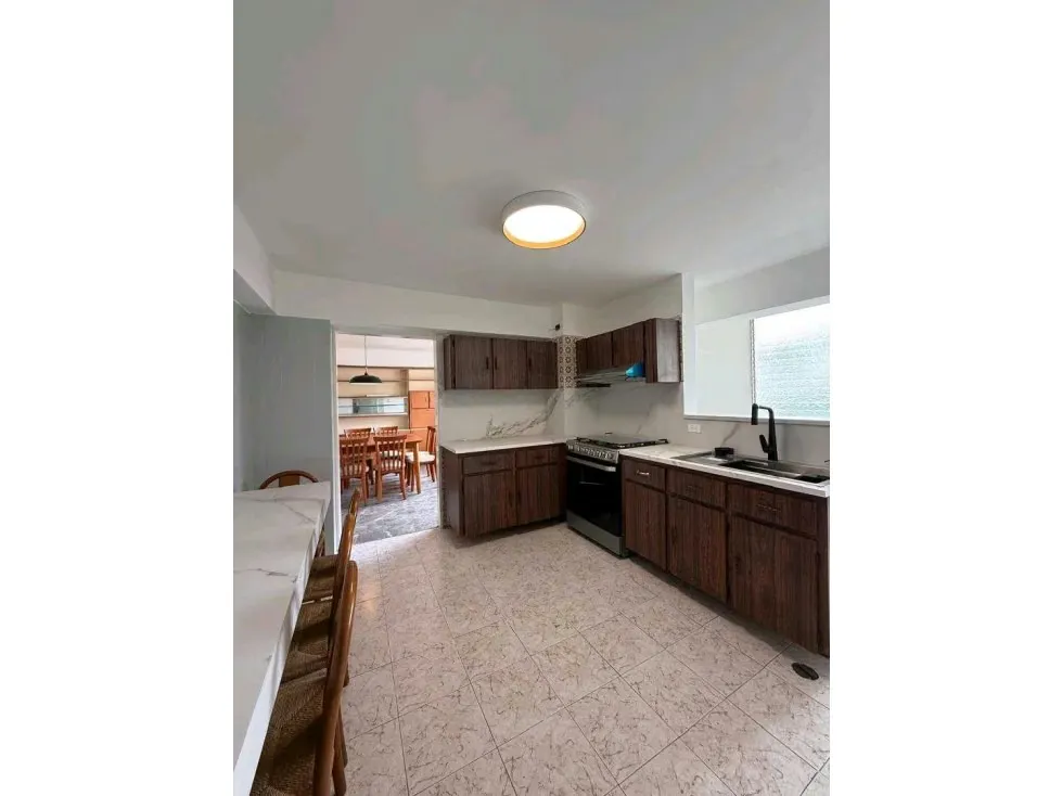 Se alquila apartamento 160m2 Colinas de Bello Monte 3884 - 13