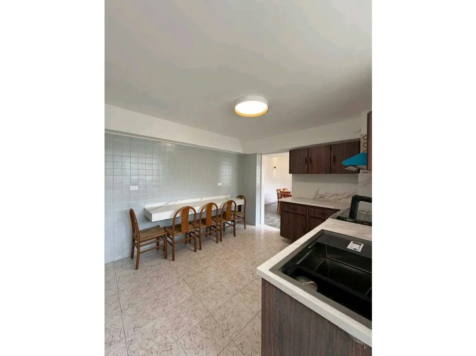 Se alquila apartamento 160m2 Colinas de Bello Monte 3884 - 8