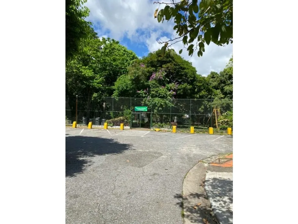 Vendo casa 400m2 La Floresta 5831 - 2