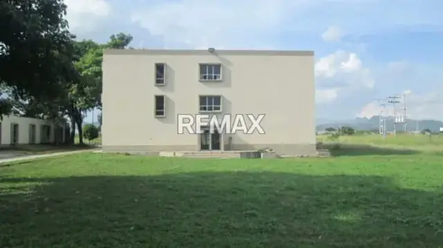 Edificio en Venta en plena Av. Henry Ford