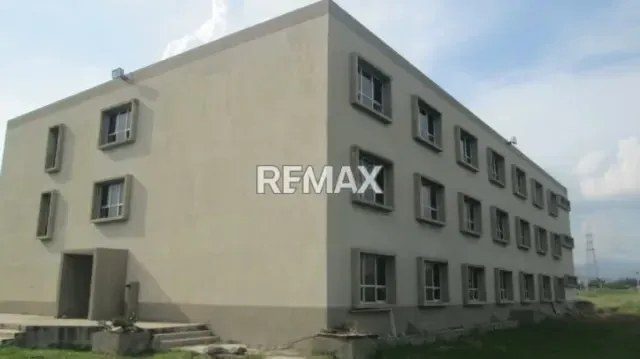 Edificio en Venta en plena Av. Henry Ford - 10