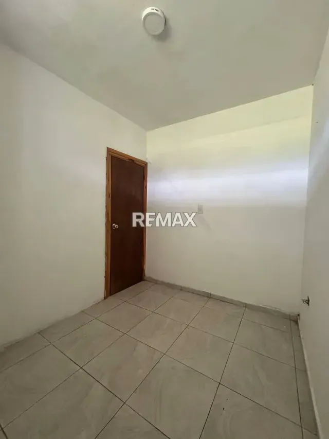 APARTAMENTO EN VENTA URBANIZACION LA COLINA - 6