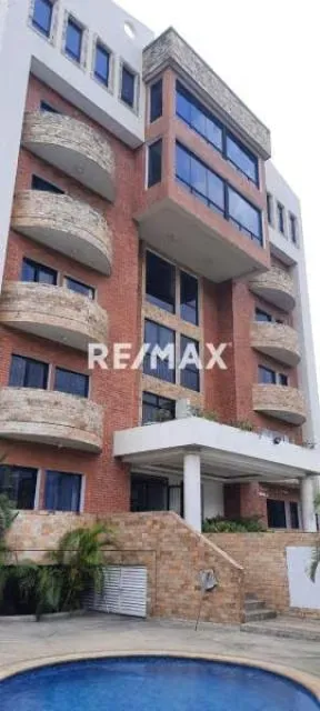 APARTAMENTO EN ESTANCIA REAL
