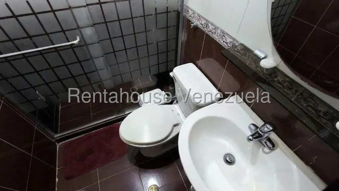 Apartamento (1 Nivel) en Venta en Quintas Del Norte, Carabobo - 17