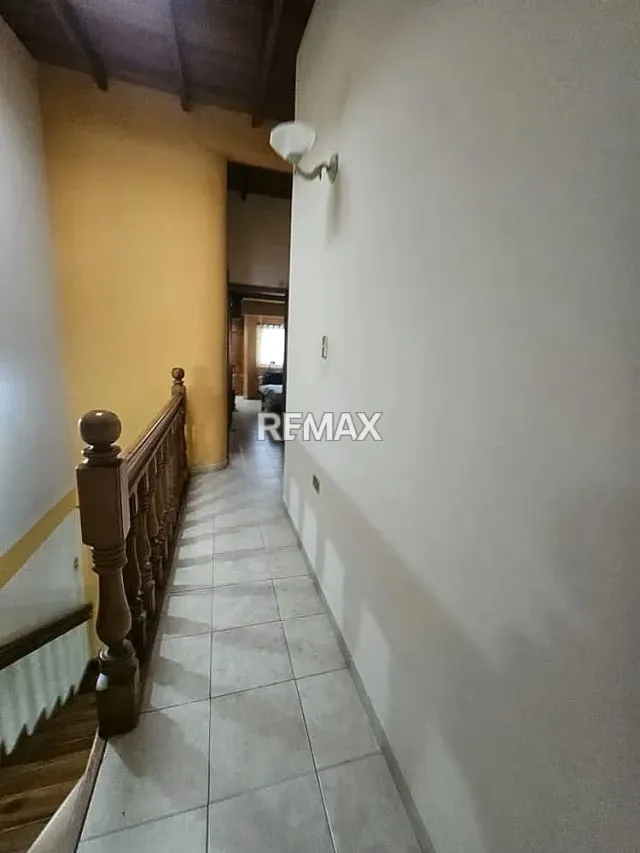 Casa Esquinera en Alquiler – Portal de las Acacias - 6