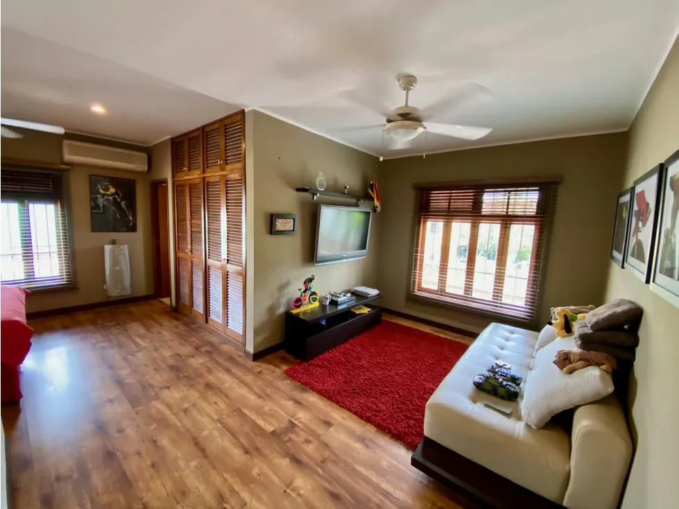 Se vende casa 687m2 La Lagunita 3035 - 11