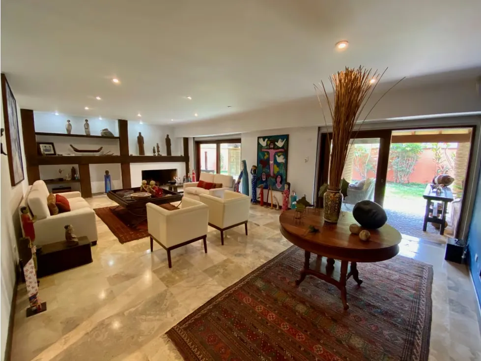 Se vende casa 687m2 La Lagunita 3035 - 3