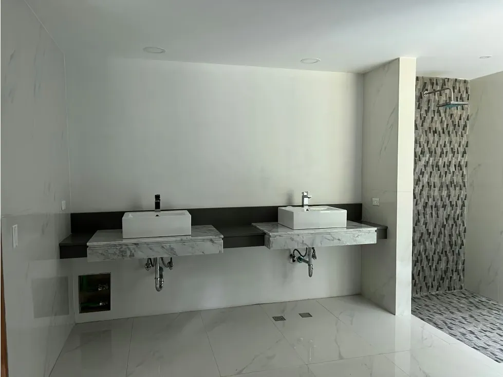 Se vende apto 500m2 4h+s/5b+s/4p Los Chorros/2339 - 11