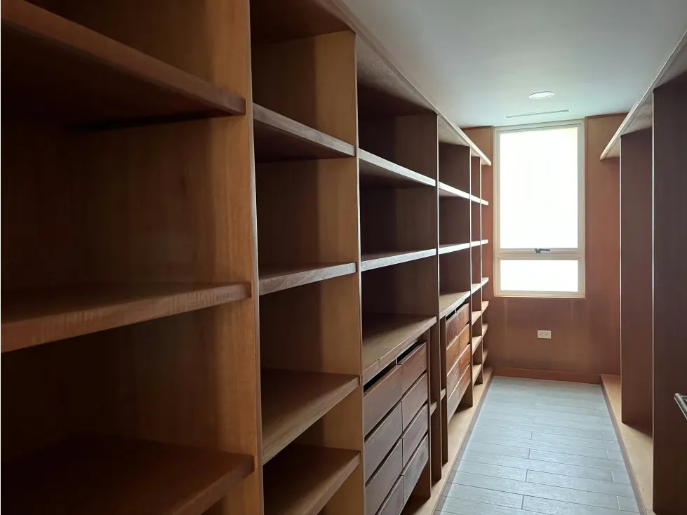 Se vende apto 500m2 4h+s/5b+s/4p Los Chorros/2339 - 9