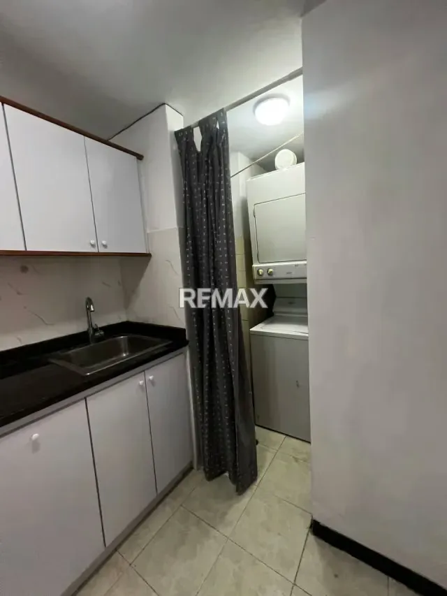 Apartamento Amoblado en Venta Res. Solano - 6