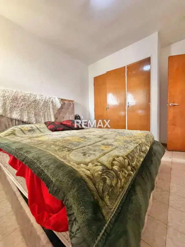 Apartamento en Venta en Valles de Camoruco Habitable Piso Alto Planta 50% - 11