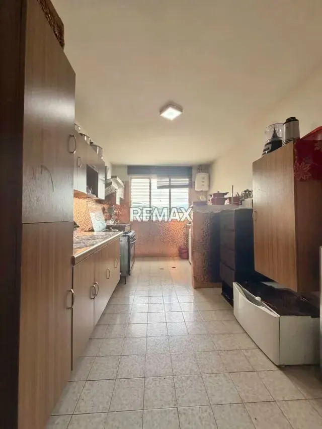 Apartamento en Venta en Valles de Camoruco Habitable Piso Alto Planta 50% - 5