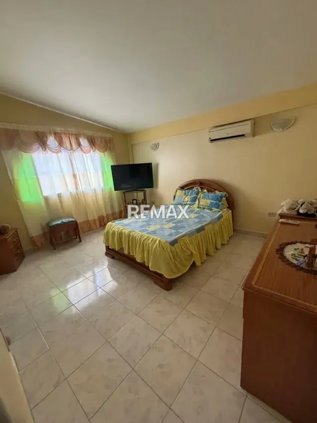 Venta de Hermosa Casa Quinta ubicada en Urbanización La Mora II, La Victoria. - 12