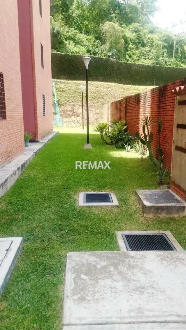 APARTAMENTO EN VENTA - URB. PARQUE CAIZA - 5