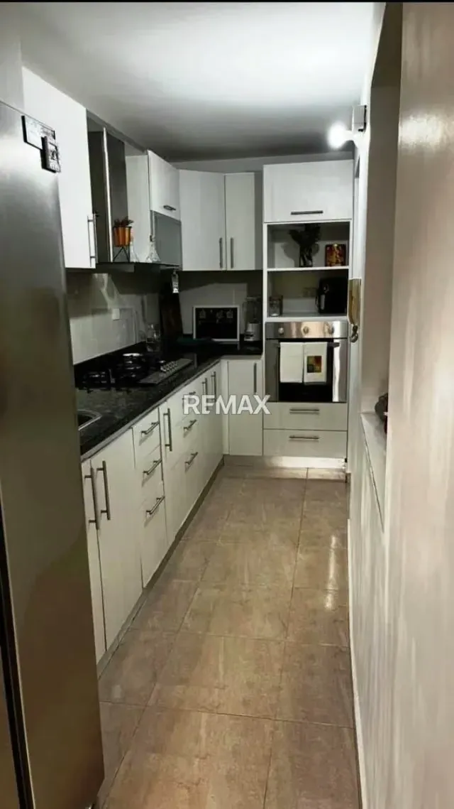 APARTAMENTO EN VENTA - URB. PARQUE CAIZA - 7