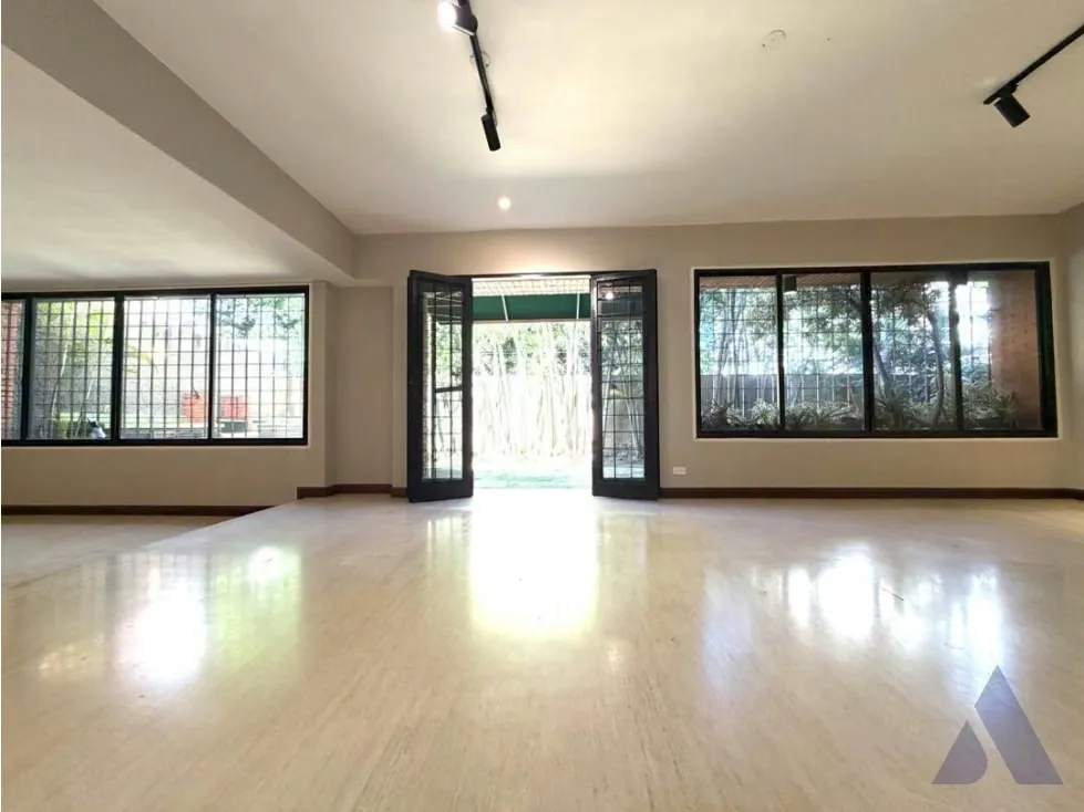 Se alquila PB 180m2 La Castellana 4281 - 3