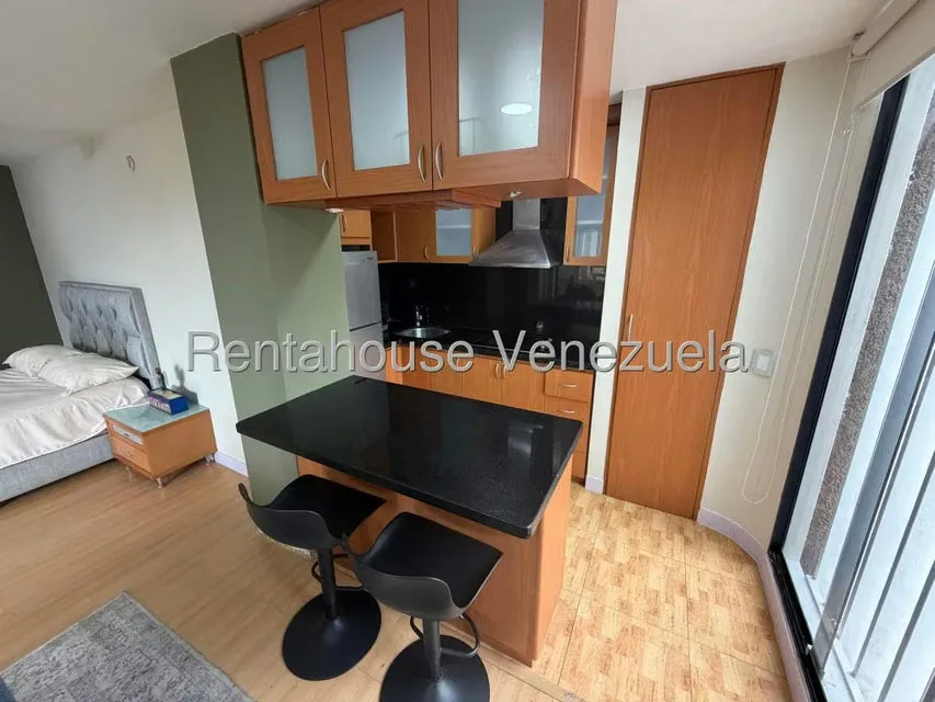 Apartamento (1 Nivel) en Alquiler en Lomas de Las Mercedes, Distrito Metropolitano - 8
