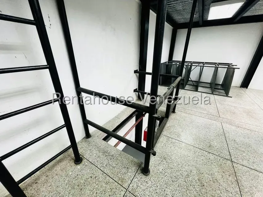 Local Comercial en Alquiler en Avenida Los Cedros, Aragua - 15