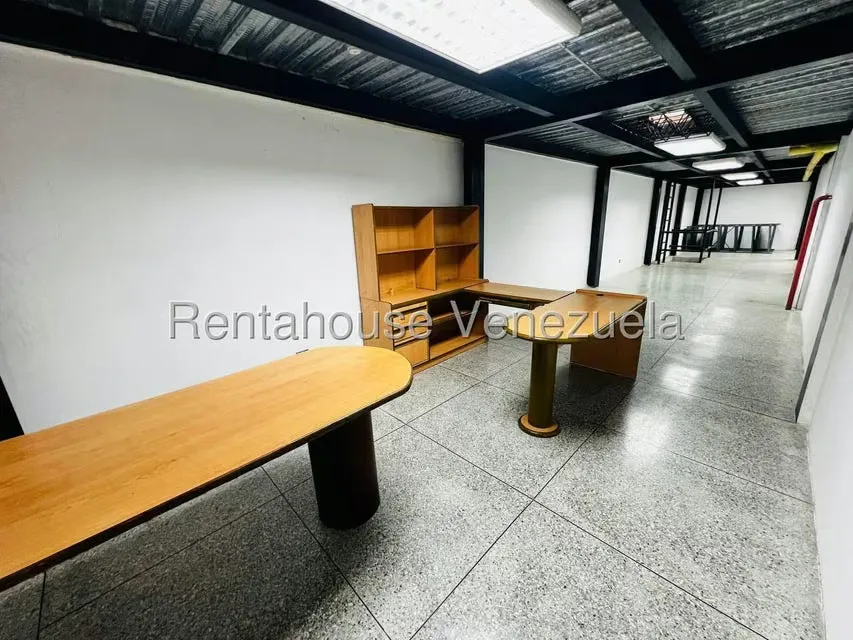 Local Comercial en Alquiler en Avenida Los Cedros, Aragua - 10