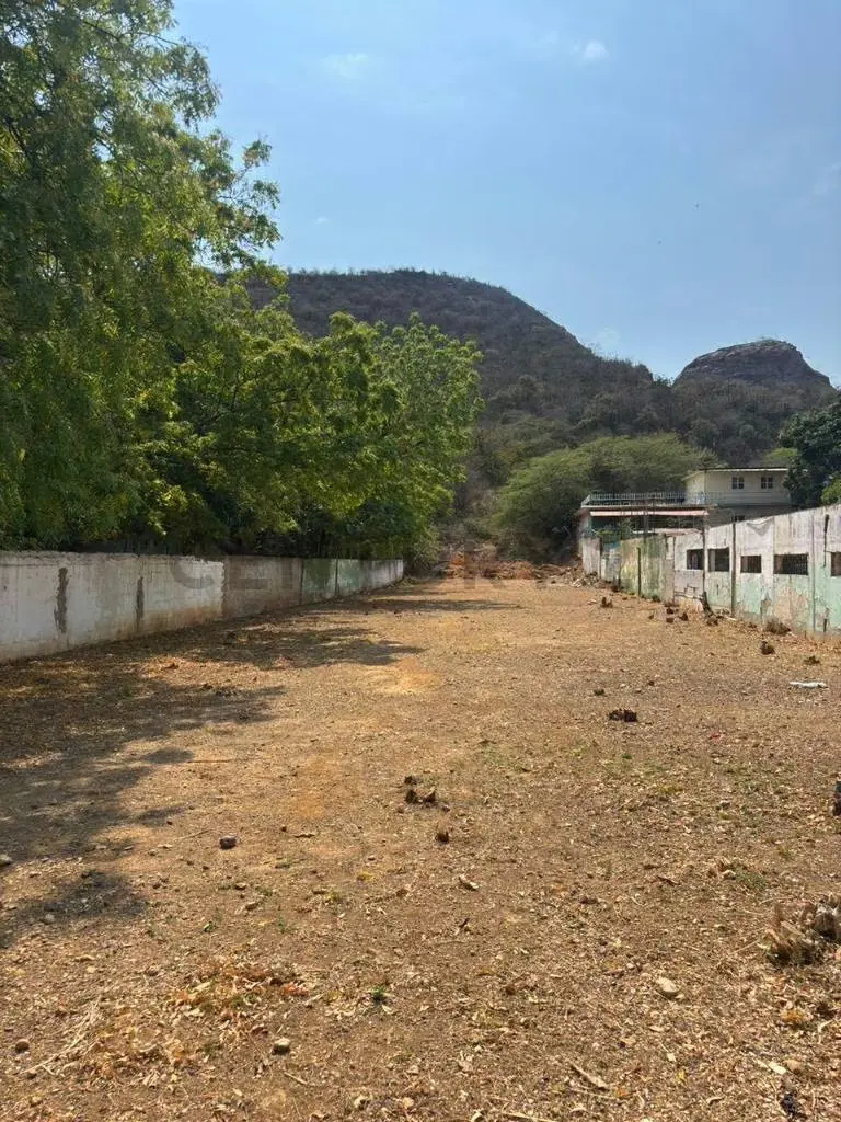 TERRENO en venta colinas de neveri - 2
