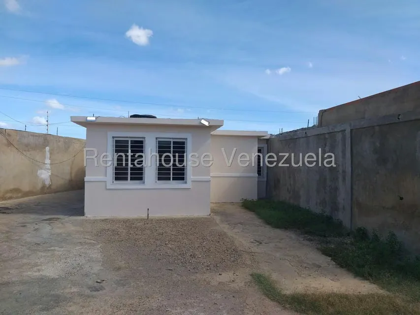 Casa (1 Nivel) en Venta en Pedro Manuel Arcaya, Falcon - 4