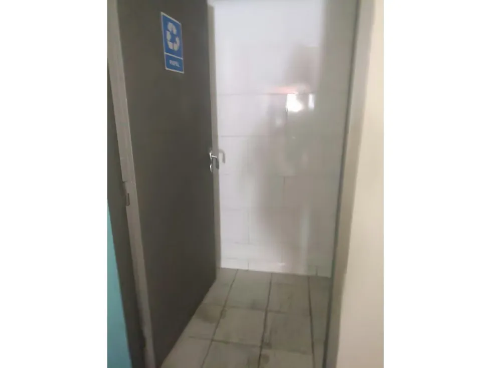 Local en alquiler 1000m², Av Lebrum - 7