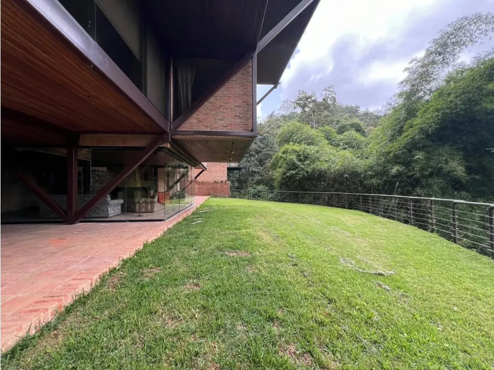 Se vende/alquila Casa 2.500m² 4h+2s/4b+2s/4p Oripoto - 21