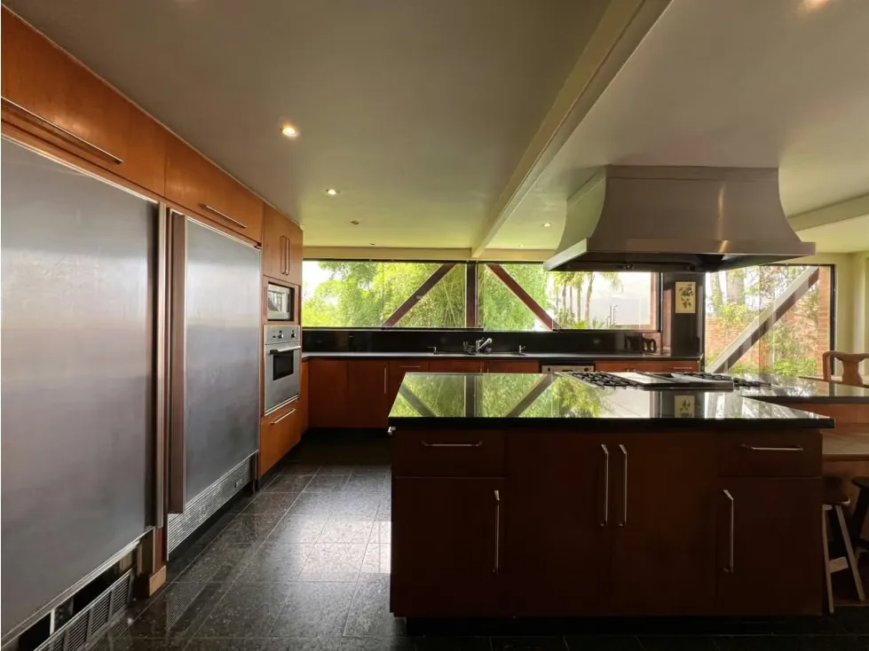 Se vende/alquila Casa 2.500m² 4h+2s/4b+2s/4p Oripoto - 42