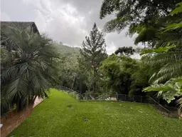 Vista 44