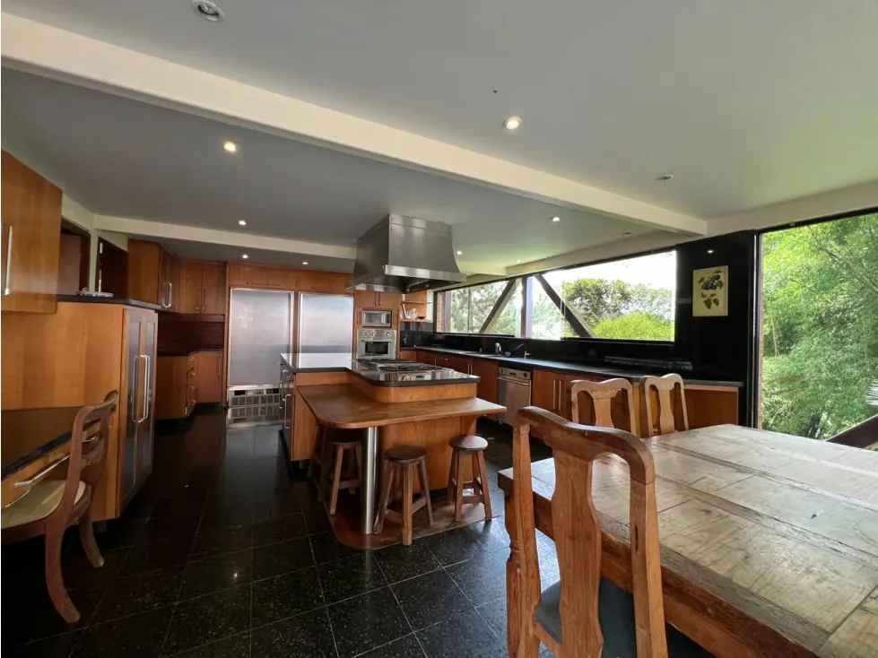 Se vende/alquila Casa 2.500m² 4h+2s/4b+2s/4p Oripoto - 7
