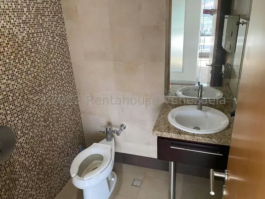 Oficina en Venta en Las Mercedes, Distrito Metropolitano - 38