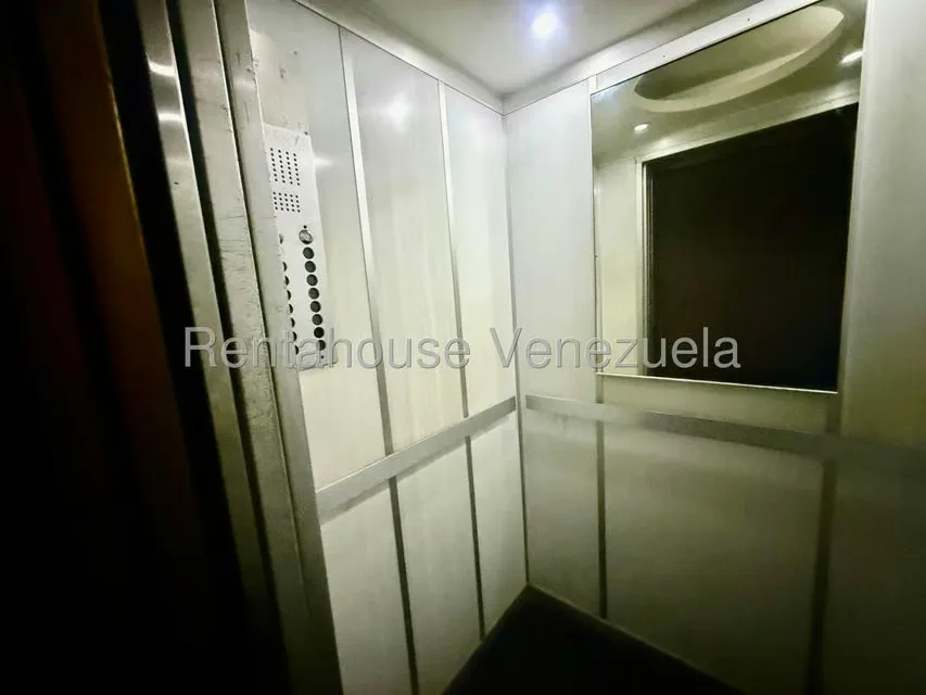 Apartamento (1 Nivel) en Venta en El Cafetal, Distrito Metropolitano - 28
