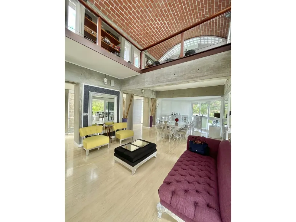En venta casa de 2160m2 4h+2s/4.5b+s/15p La Lagunita - 5