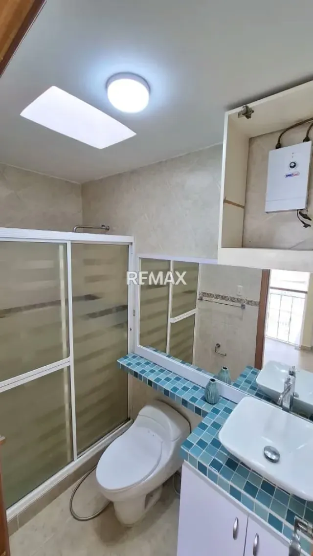 CASA EN ALQUILER EN URB BAJUMBAL - 4