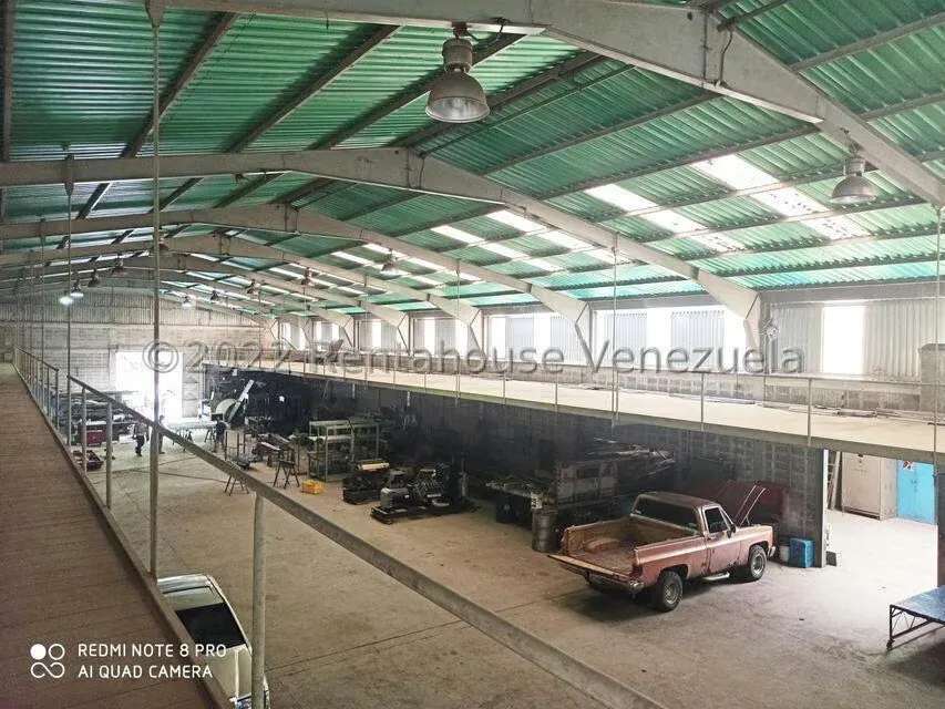 Galpon - Deposito en Venta en Antimano, Distrito Metropolitano - 2