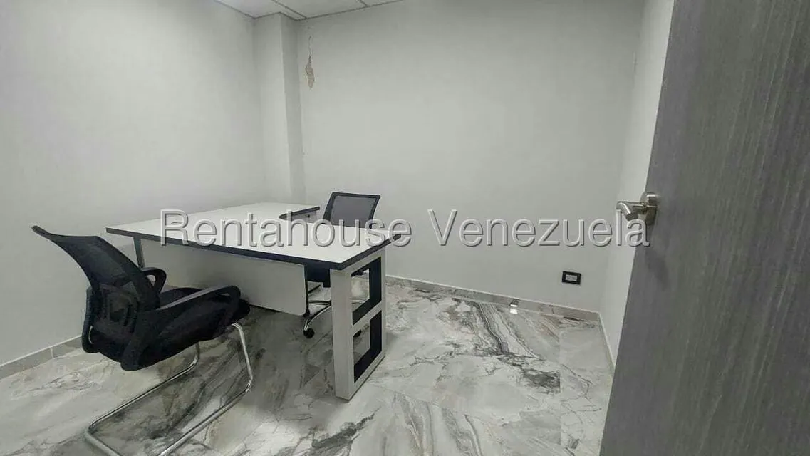 Oficina en Alquiler en Parroquia Santa Teresa, Distrito Metropolitano - 7