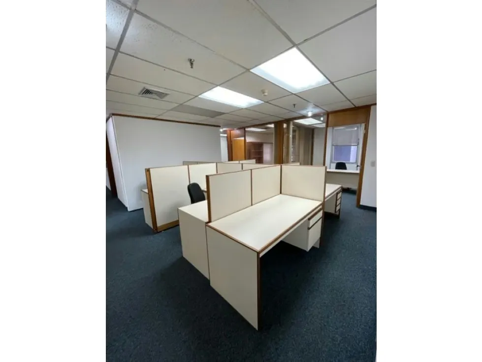 Ofrezco en VENTA, Oficina de 276 m2 en El Rosal