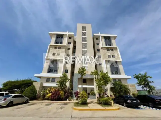 APARTAMENTO EN ALQUILER EN AGUAMARINA, INDIO MARA