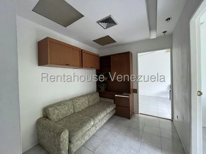 Oficina en Alquiler en Los Samanes, Distrito Metropolitano - 6