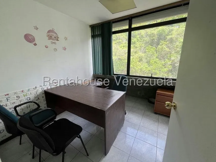 Oficina en Alquiler en Los Samanes, Distrito Metropolitano - 10