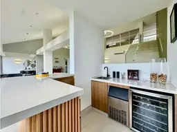 View 10