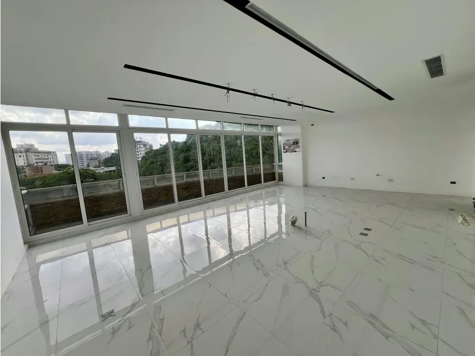 Se Vende PH/1.000M2/separado en dos/6h+2s/8b+2s/6p/La Castellana/6083 - 12